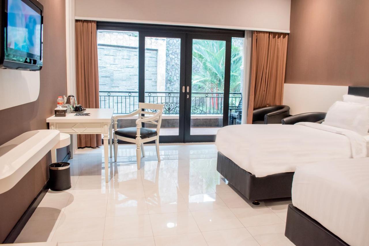 Luminor Hotel Jember By Wh 外观 照片
